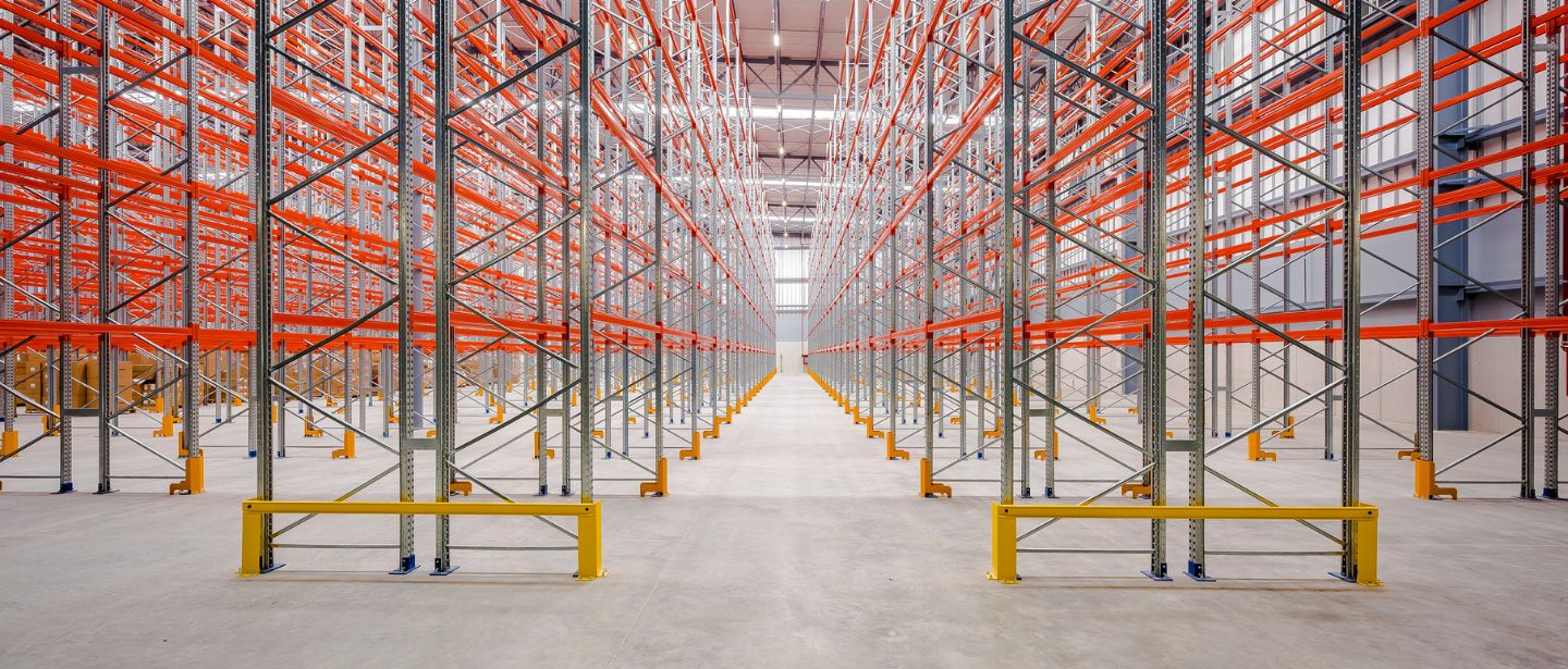 Protectores de racks | ¿Por qué es importante considerarlos? | PM STEELE®