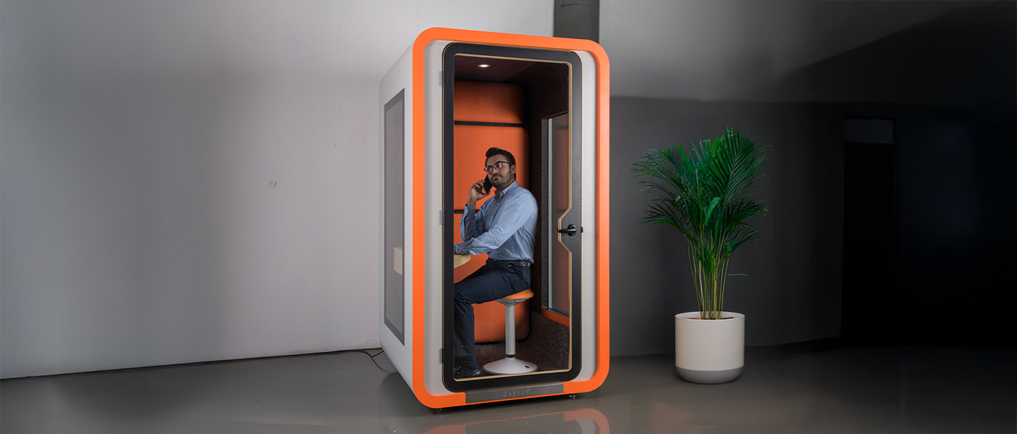 Cabinas privadas | La alternativa moderna en espacios abiertos | PM STEELE®